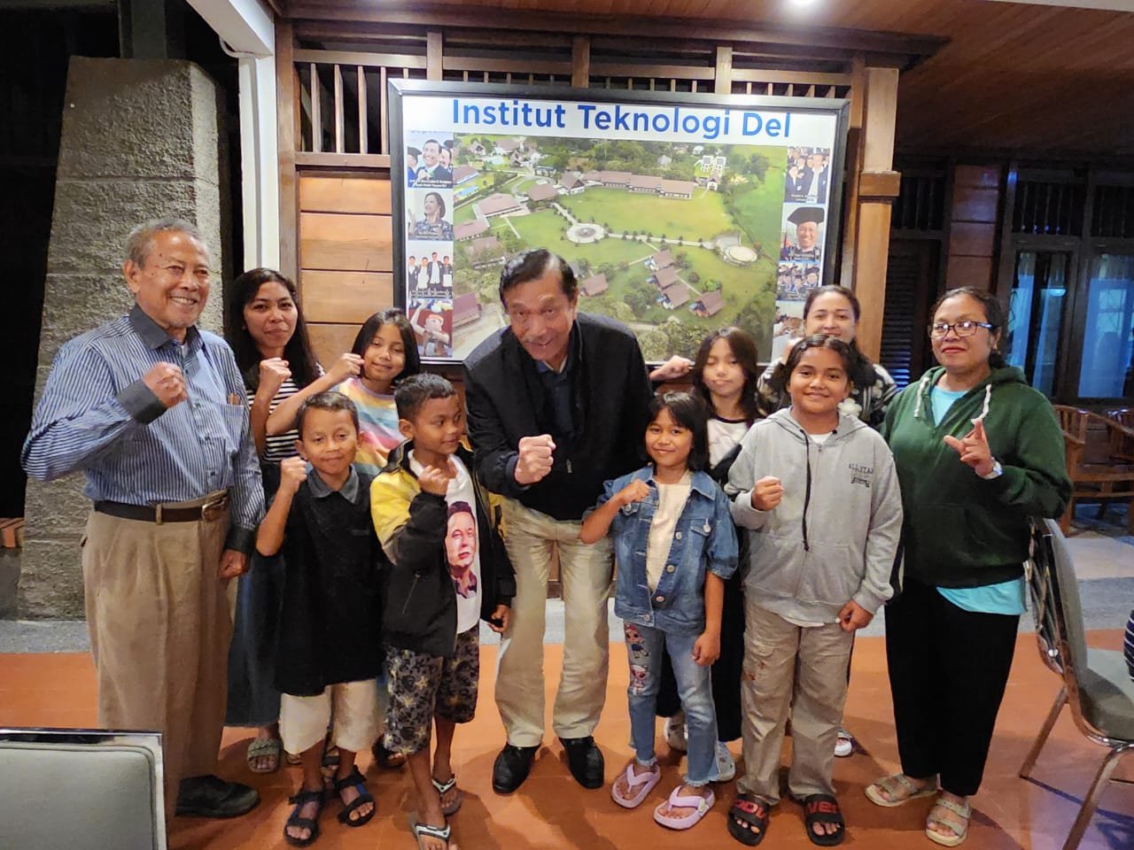 Olimpiade Matematika Tingkat ASEAN, Menko Marves Panggil Teguh Siswa Asal Tapsel