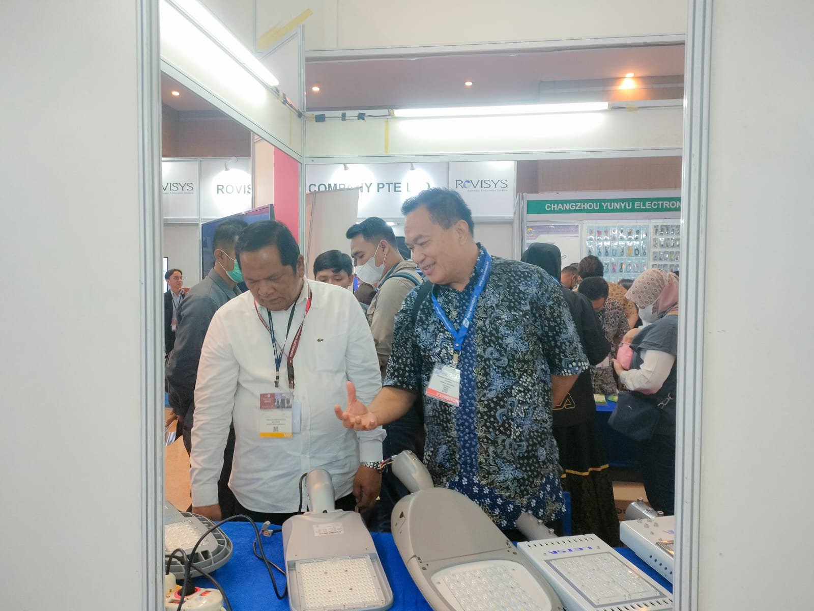Wali Kota Sidempuan ASEAN\'s Largest Trade Show for Solar Energy,