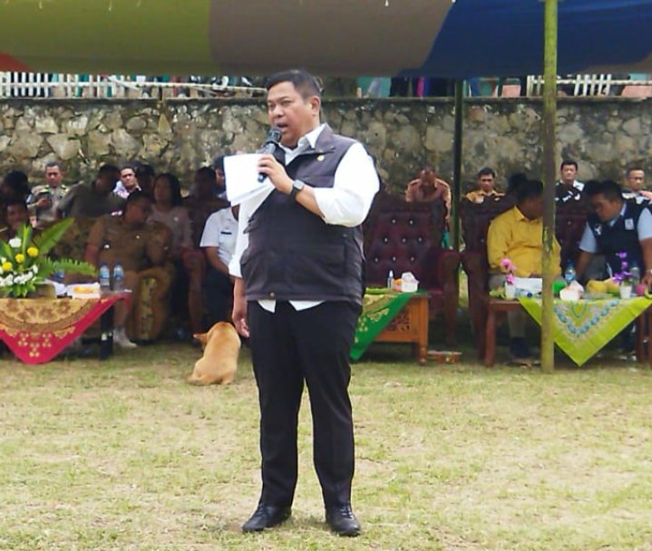 Kunker Ke Desa Sumbari, Masyarakat: Bupati Dairi Sangat Merakyat