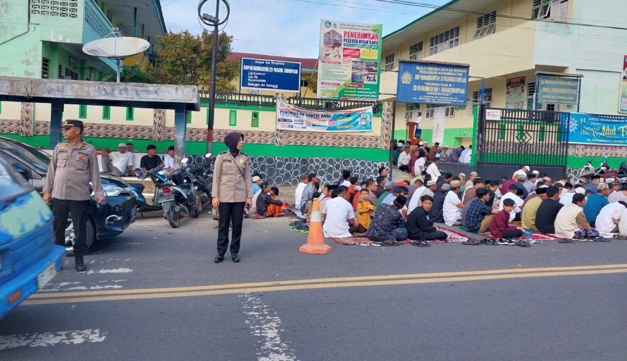 Beri Rasa Aman, Sholat Id Muhammadiyah di Sidempuan Dikawal Polisi