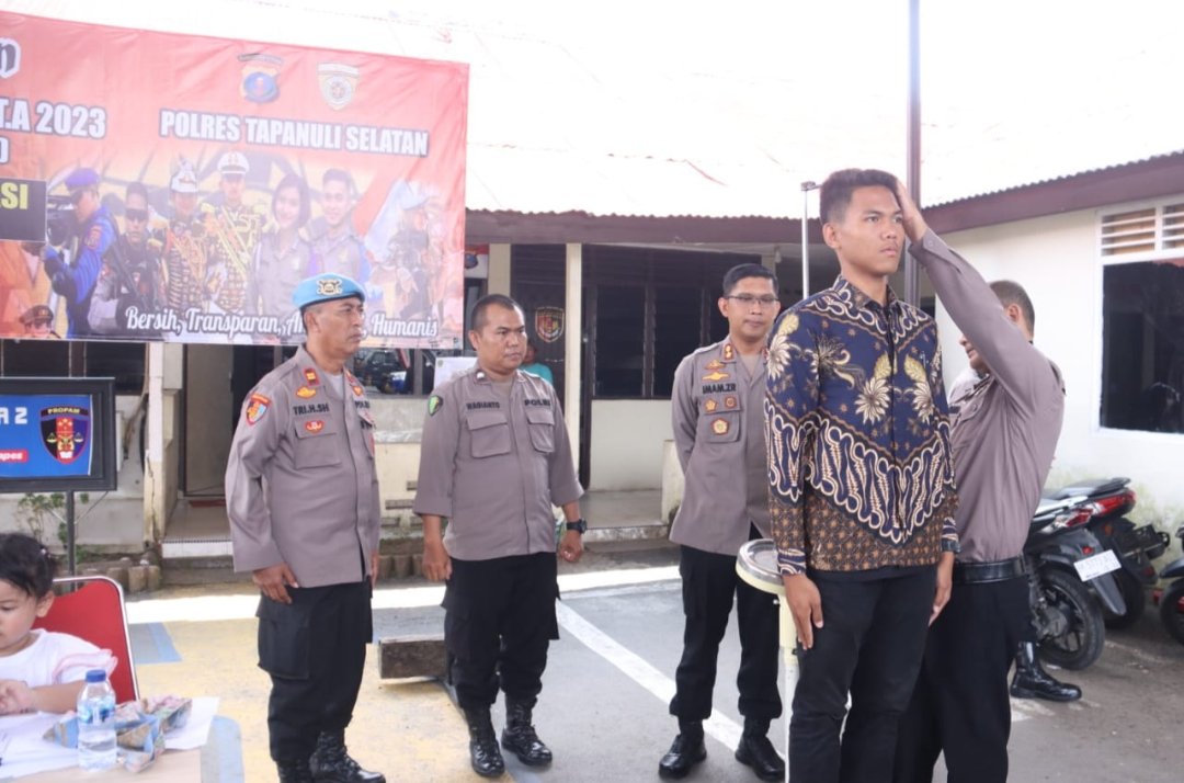 Pantau Pendaftaran Anggota Polri, Begini Pesan Kapolres Tapsel