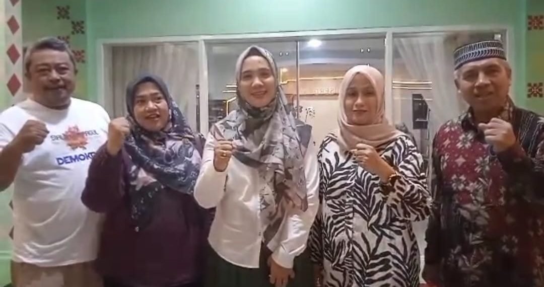 Rosalina Hadir Hingga Tengah Malam Cek Kesiapan Paviliun Pemkab Tapsel di PRSU Ke-49