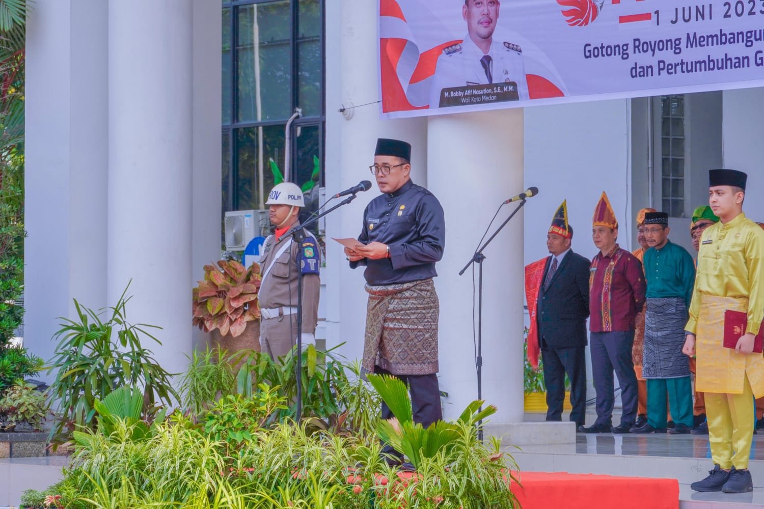 ASN Diharapkan Sebagai Keluarga dan Pelayan Bagi Masyarakat