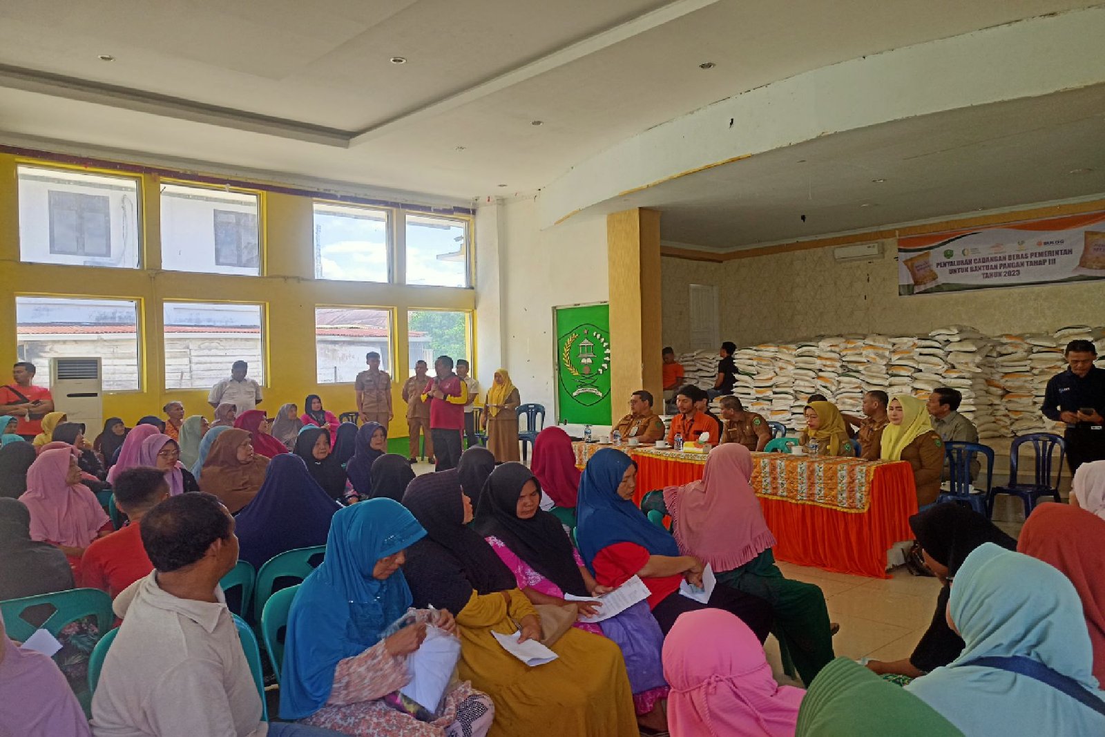 Pemko P.sidimpuan Kembali Salurkan Bantuan Cadangan Beras Tahap lll