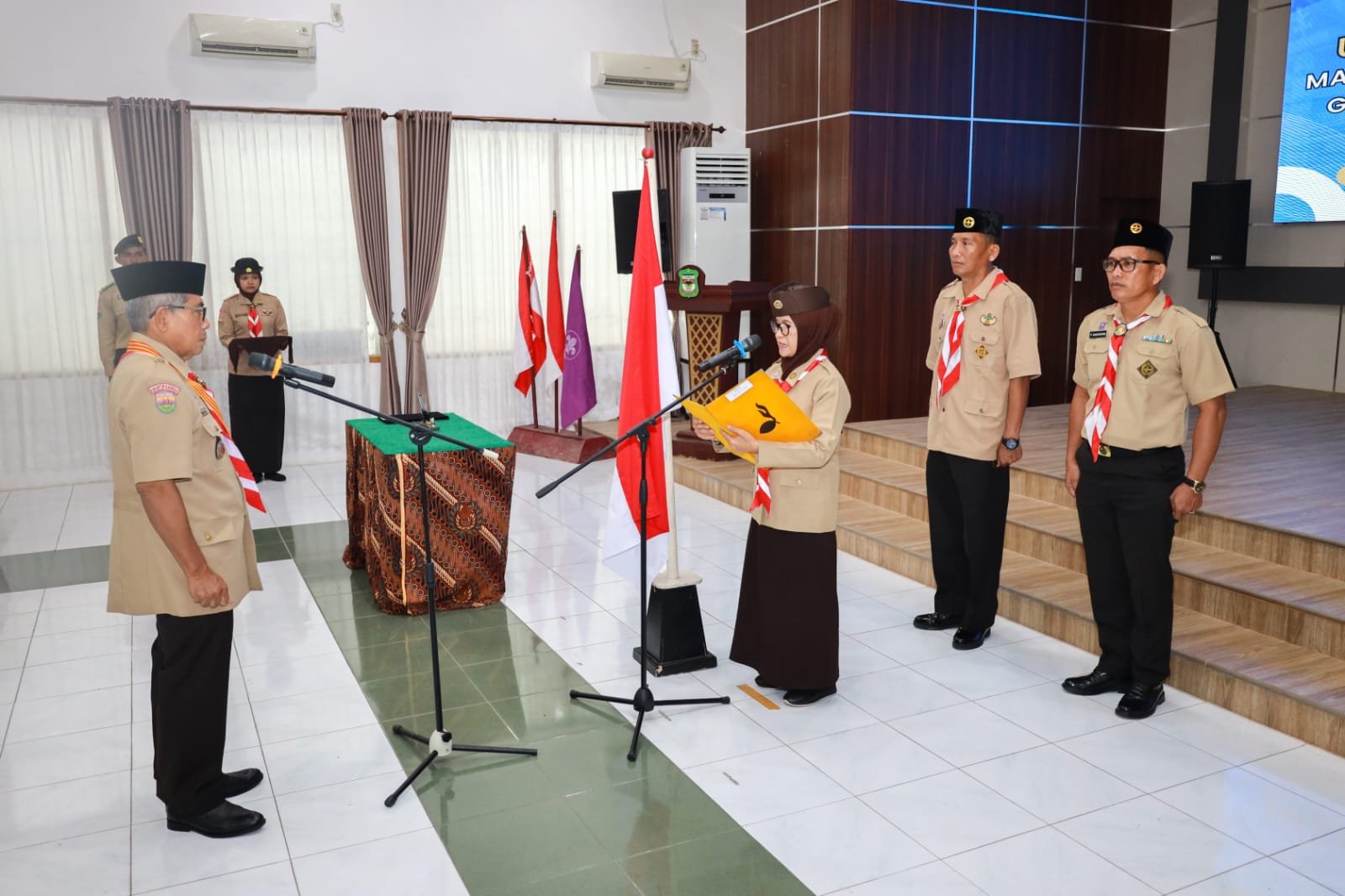Wali Kota Siantar Lantik Erizal Ginting sebagai Ketua Kwarcab Gerakan Pramuka