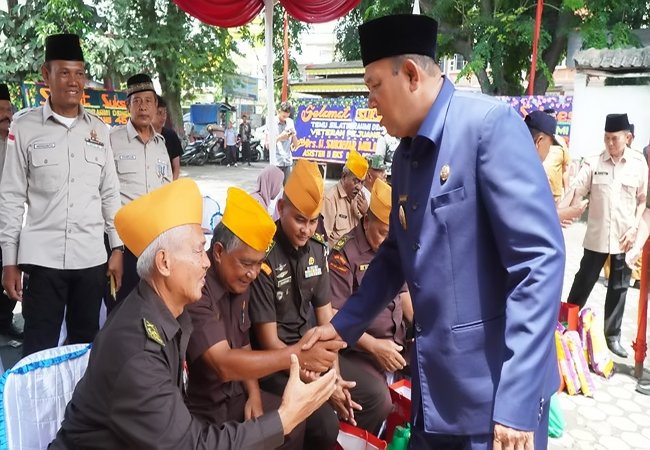 Silaturahmi Veteran Pejuang 45, Syah Afandin Ikut Bagikan Sembako
