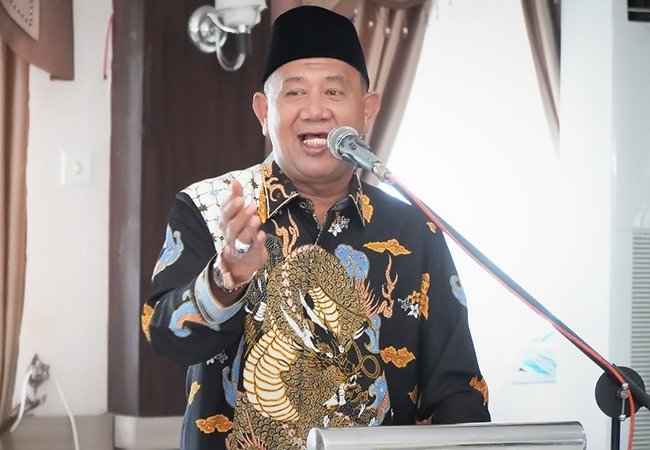 Syah Afandin Buka Dialog Publik MUI Langkat