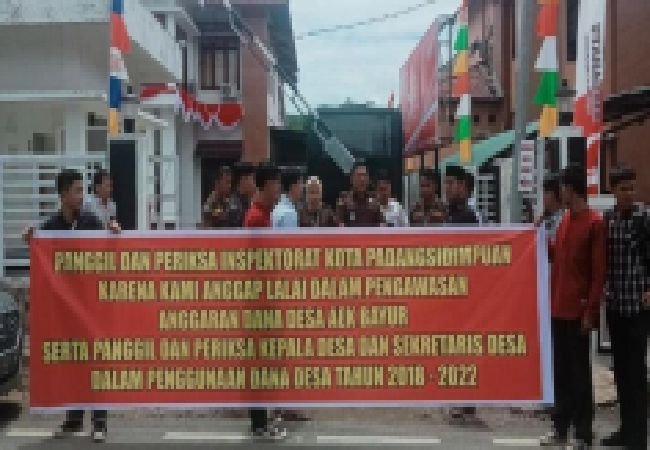Pendemo Geruduk Kejari Psp, Minta Periksa Inspektorat Diduga Terima Setoran Kades Aek Bayur
