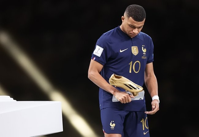 Demi Kylian Mbappe, Liverpool Bakal Jual Mohamed Salah