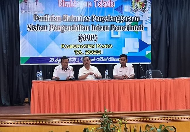 Sekda Karo Buka Bimtek Penilaian Maturitas Penyelenggaraan Sistem Pengendalian Intern Pemkab 2023