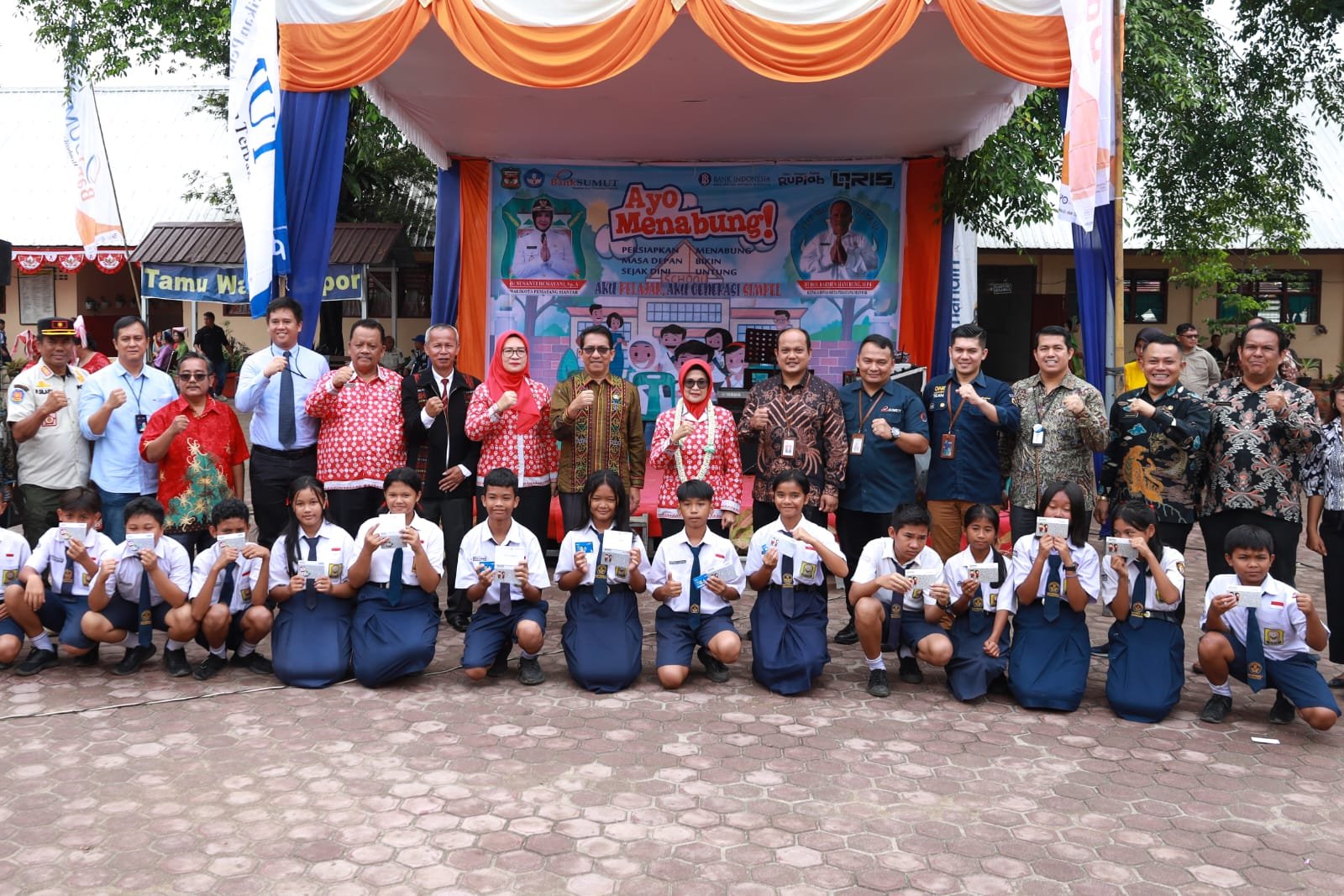 Kegiatan Indonesia Menabung dan Aksi Nyata Menanam 1 Siswa 1 Pohon Buah, Dihadiri Wali Kota Siantar