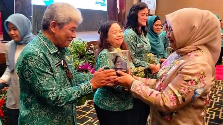 Ketua TP PKK Siantar Hadiri Kegiatan Bertajuk 