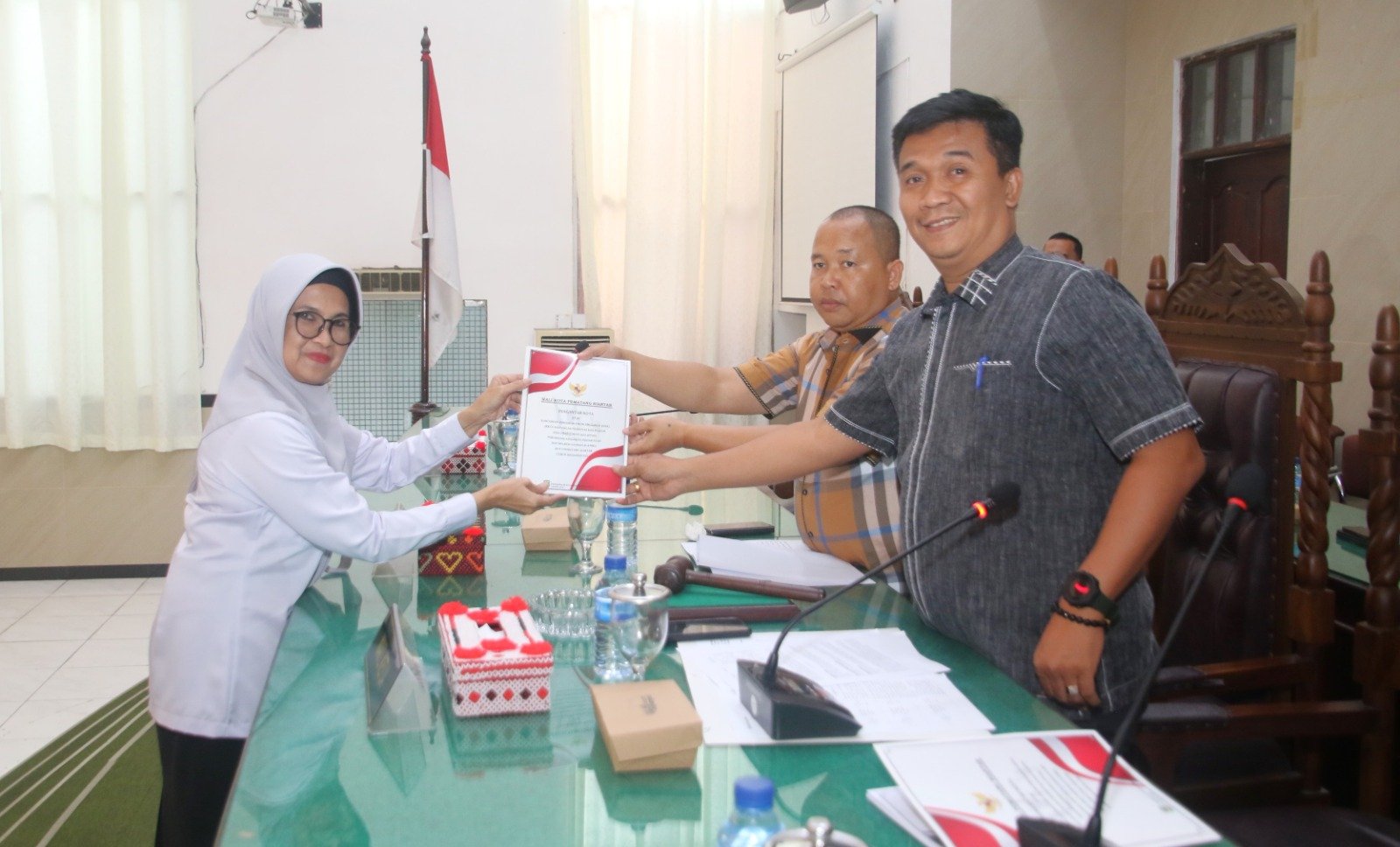 Wali Kota Siantar Hadiri  Rapat Paripurna Pengantar Nota Rancangan KUA-PPAS P-APBD 
