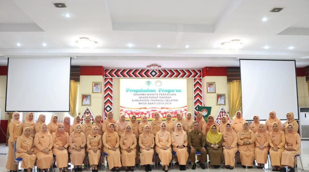 Bupati Tapsel : DWP Menjadi Wadah Untuk Dapat Memperkuat Kinerja Para Suami