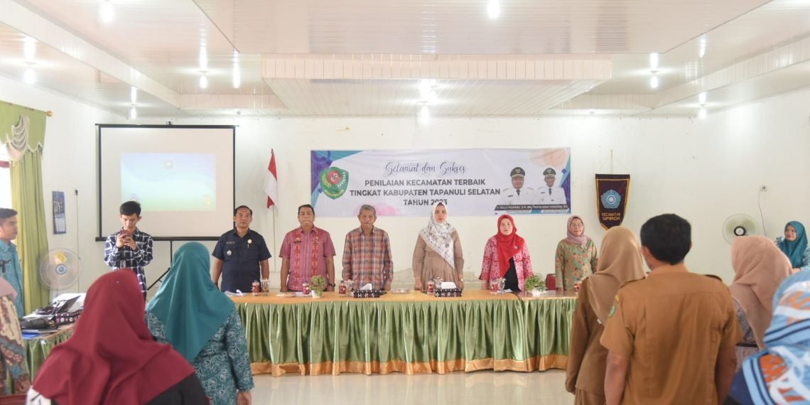 Tinjau Kesiapan Kecamatan Terbaik di Sipirok, Rosalina : Bangun Kerja Sama Tim