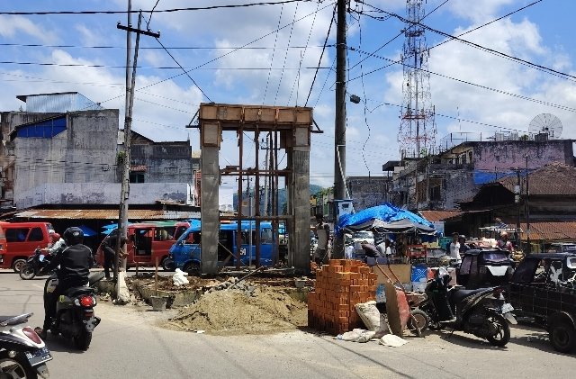 Dinilai Fiktif, Warga Minta Proyek Bangunan di Rajawali Diperiksa Instansi Terkait