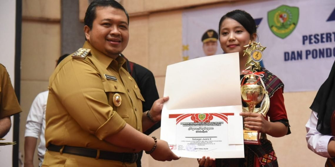 Bupati Berharap Anak-Anak Tapsel Dapat Lestarikan Budaya Lokal Lewat Lagu Daerah