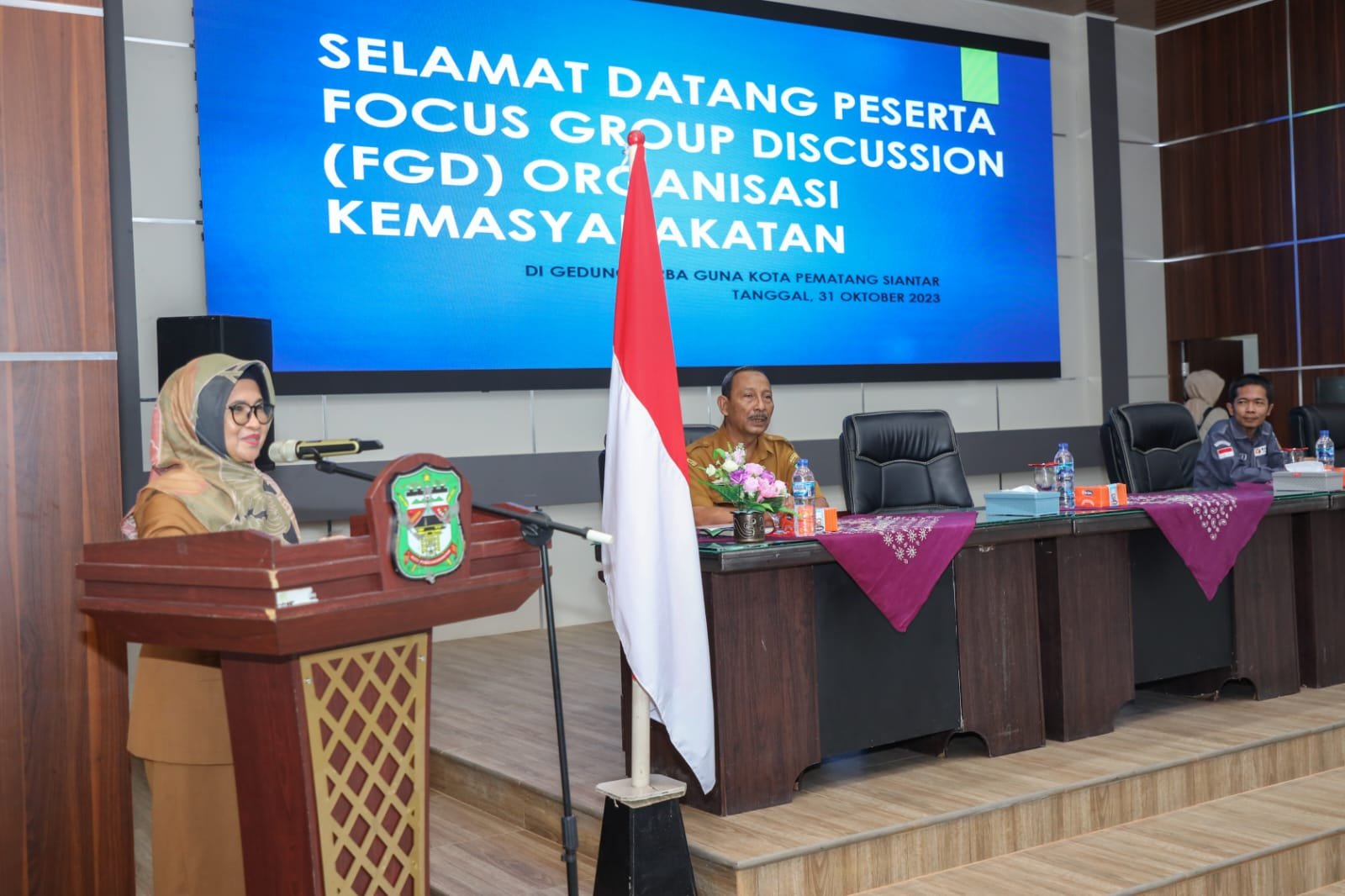 Wali Kota Siantar Membuka Forum Group Discussion Bagi Ormas