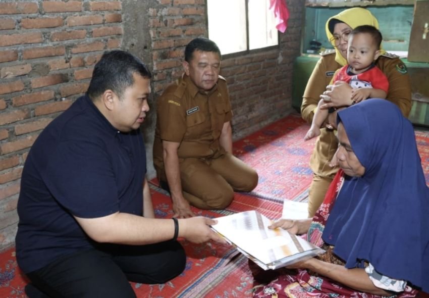 Berjiwa Sosial, Bupati Tapsel Beri Santunan Ke Anak Penyandang Disabilitas