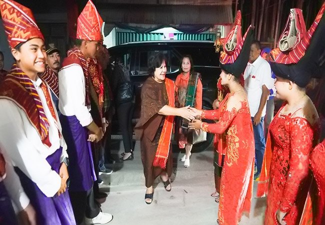 Bupati Karo Hadiri Kerja Tahun Nimpa Bunga Benih Desa Sempajaya