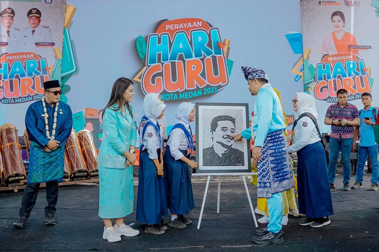 Gaji Guru Honor Sekolah di Medan Naik