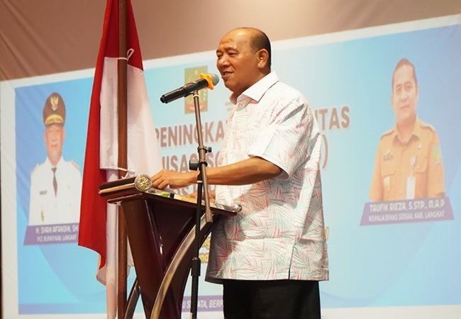 Syah Afandin Buka Bimtek Peningkatan Kapasitas ORSOS Dinsos Langkat