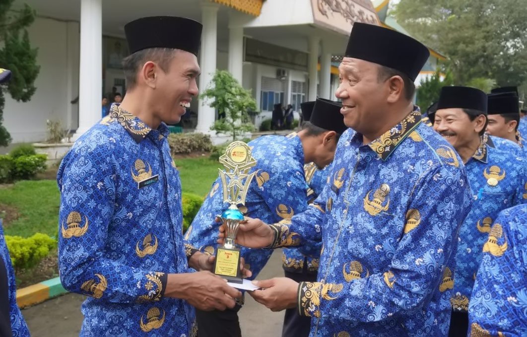 Wabup Asahan Tutup Pelatihan Kompetensi Tailor Made Training