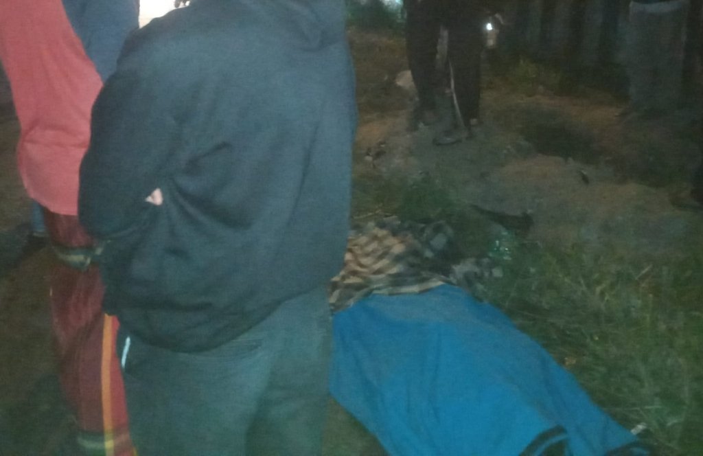 Ditabrak Mobil, Pengendara Septor Tewas Ditempat Hingga Hancur Remuk