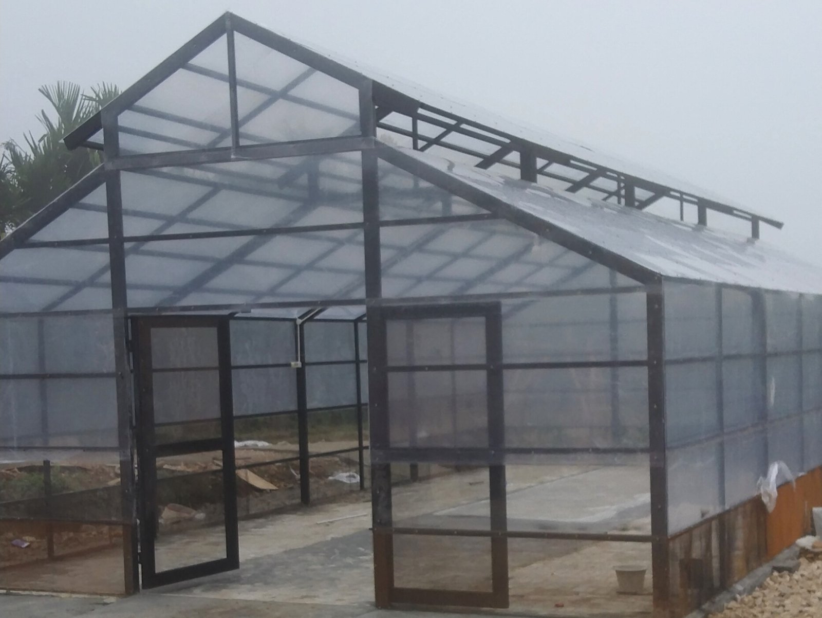 Diduga Kurang Pengawasan, Proyek Green House Pemkab Dairi Asal Jadi