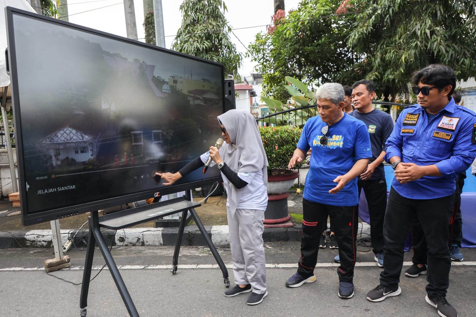 Wali Kota  Launching Aplikasi Jelajah Siantar