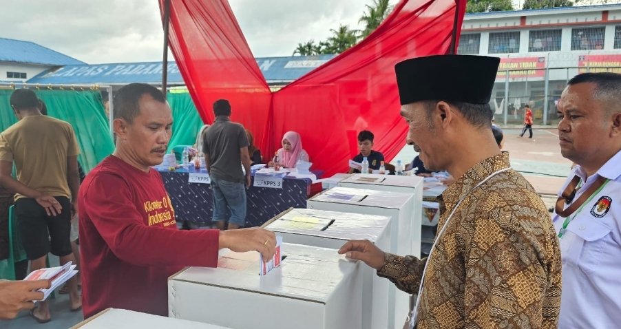Memilih di TPS 902, Kalapas Psp: \'Pemilu di Lapas Berjalan Aman dan Kondusif\'