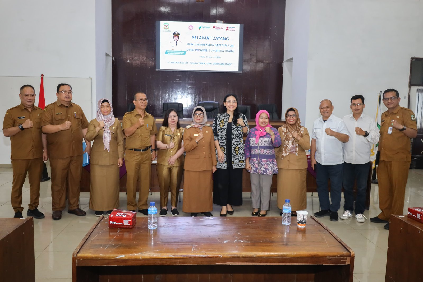 Bupati Karo Hadiri Sosialisasi Kebijakan Pengelolaan Keuangan Desa