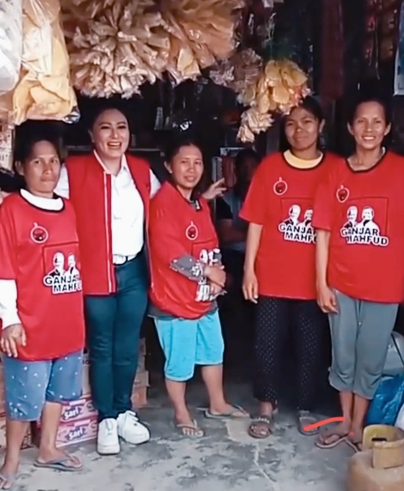 Caleg DPR RI Tamara Geraldine Tambunan Blusukan di Taput