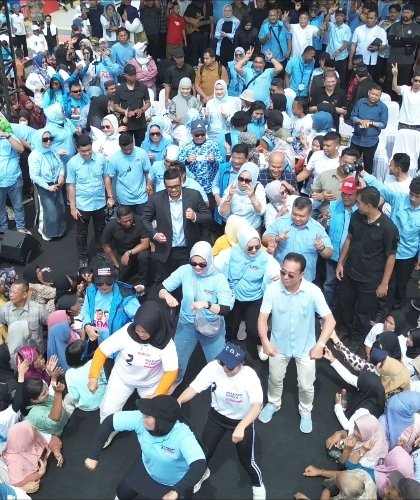 Boby Nasution Meriahkan Senam Gemoy Ala Prabowo di Alaman Bolak P.Sidimpuan