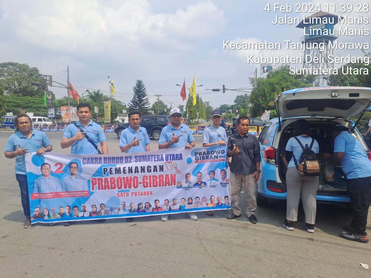 Jalankan Program Prabowo-Gibran, Cakra Buruh 02 Sumut Bagi Makanan Gratis