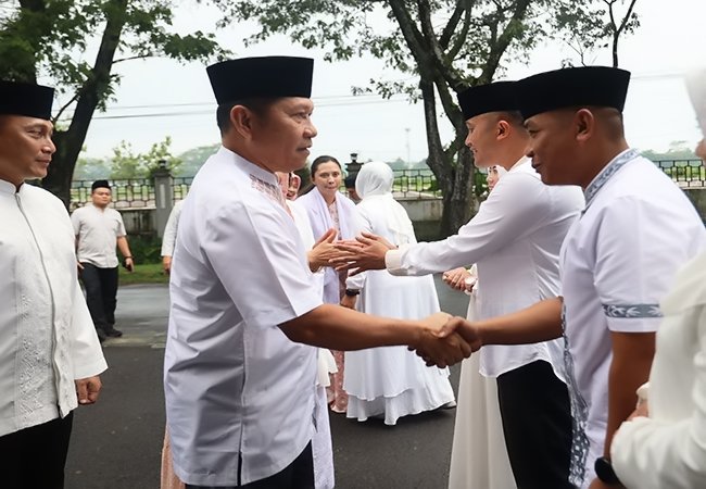 Gudang Amunisi TNI Dikabarkan Meledak