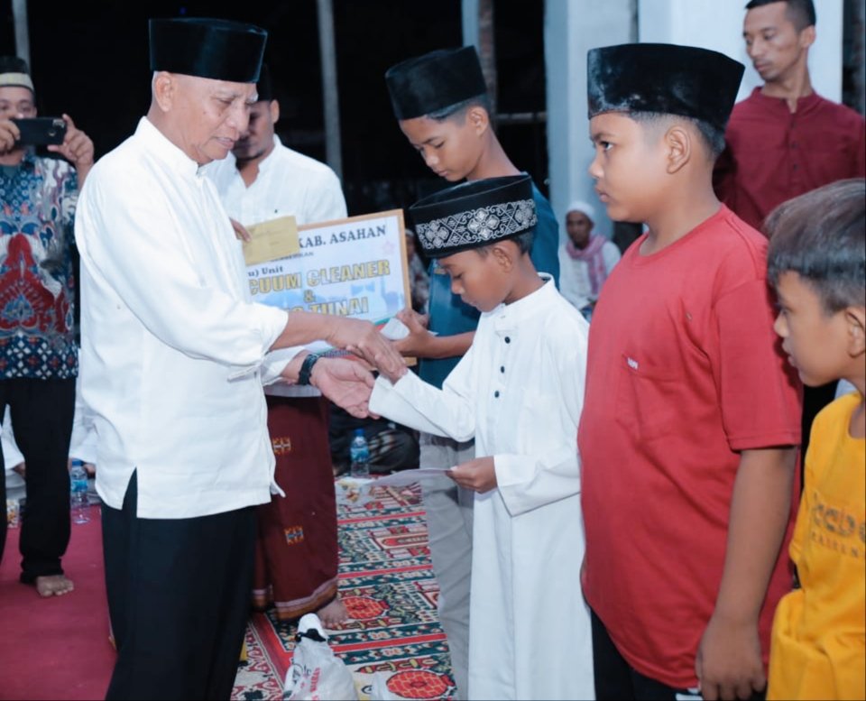 Bupati Asahan Safari Ramadhan di Mushollah Al-Muhajirin