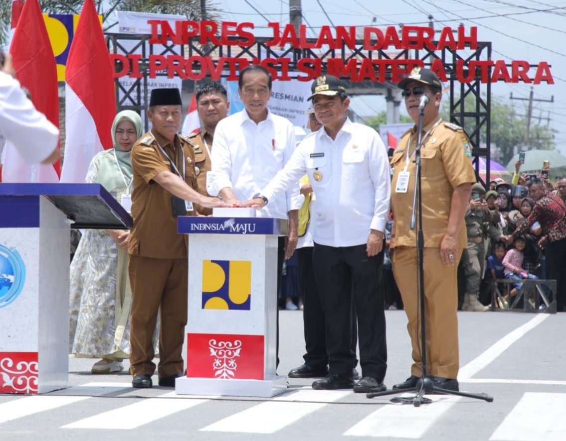 Bupati Asahan Dampingi Presiden Resmikan Jalan Inpres