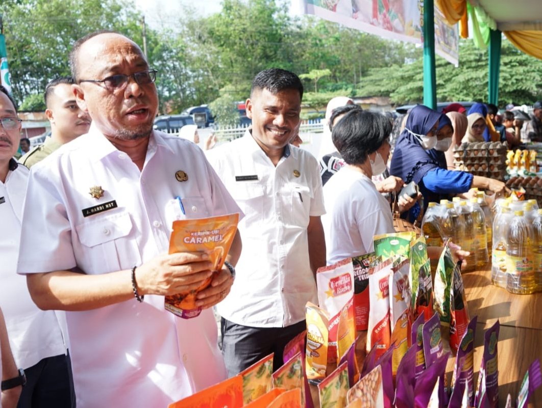 Sekda Asahan Buka Gerakan Pangan Murah