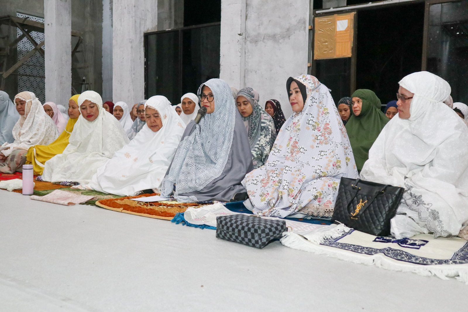 Wali Kota Pematangsiantar Mengawali Safari Ramadhan 1445 H/2024 M di Masjid Al-Ikhlas Karangsari Permai