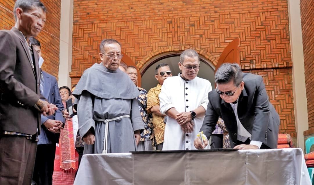 Bupati Simalungun Meresmikan  Gereja ST. Fransiskus Xaverius Sinaman
