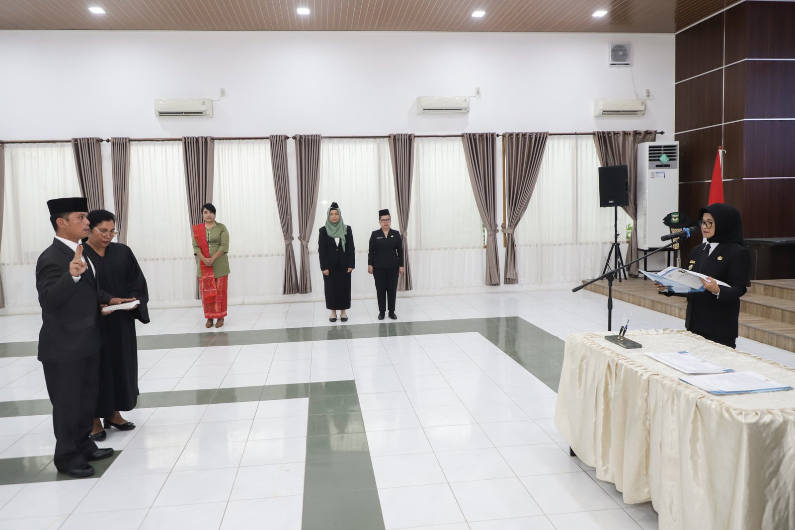Wali Kota Pematangsiantar Lantik Junaedi Antonius Sitanggang Jadi Pj Sekda