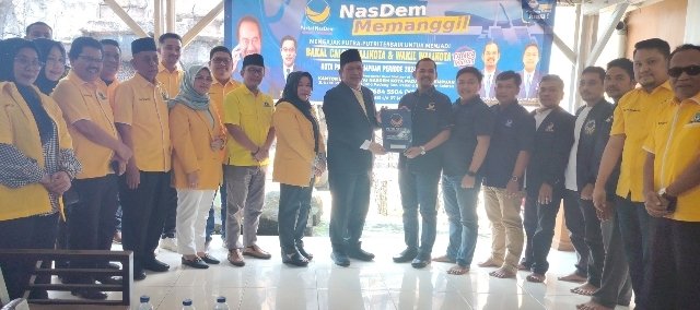 Sah Daftar Ke Nasdem! Roby: Kami Dukung Yang Menang, Itu Ada pada Irsan Efendi