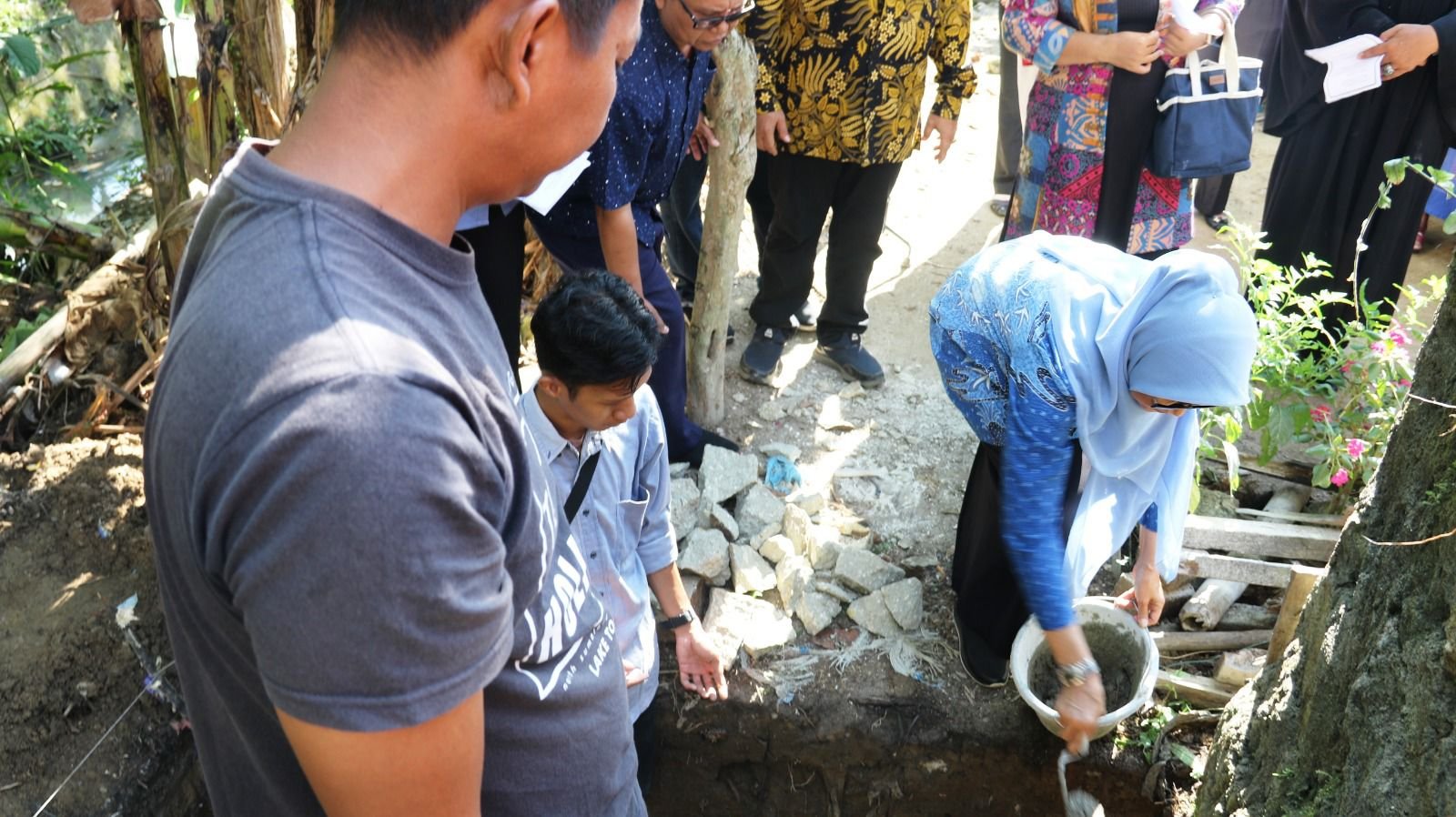 Wali Kota  Pematangsiantar Lakukan Peletakan Batu Pertama Rumdis Pendeta Gereja Mission Batak