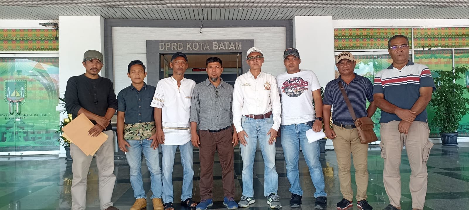 TPS Banyak Makan Korban, Aktivis Tiban Kampung Suratin Komisi III DPRD Batam