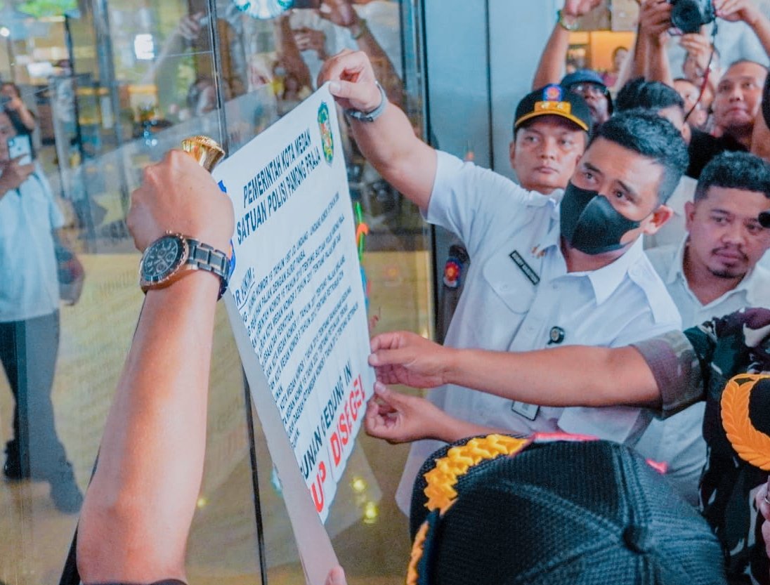 Tunggak Pajak Rp250 M, Bobby Nasution Segel Mall Centre Point