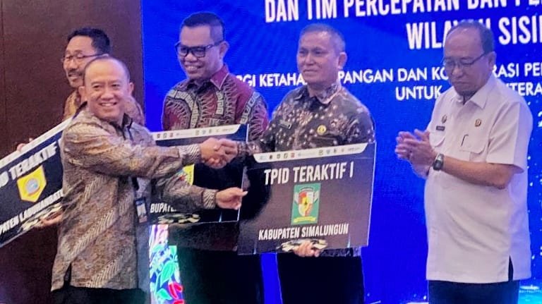 Untuk Kedua Kalinya, Kabupaten Simalungun Terima Penghargaan TP2DD dan TPID Teraktif I Wilayah Sisibatas Labuhan Prov. Sumut