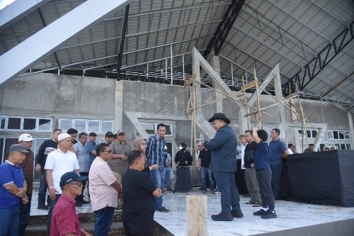 Jelang MTQ Tingkat Provsu, Bupati Tapsel Tinjau Gedung Astaka di Desa Tolang