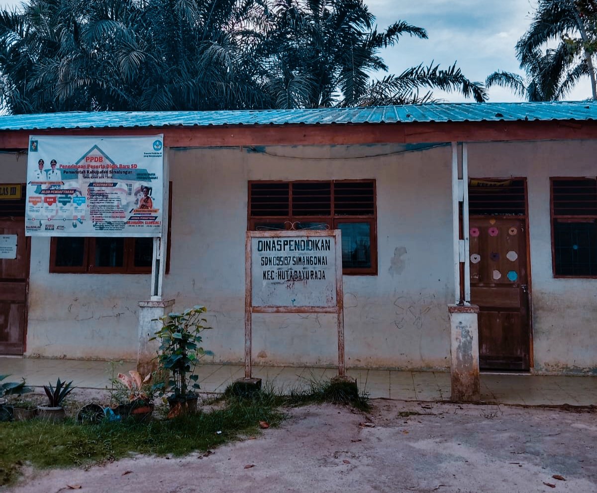 Miris! Diduga Kutip Uang 250 Ribu, Setahun Tak Kunjung Keluar Ijazah, Ketua JPKP Minta Kadisdik  Simalungun Copot Kepsek SDN 095197 Simangonai