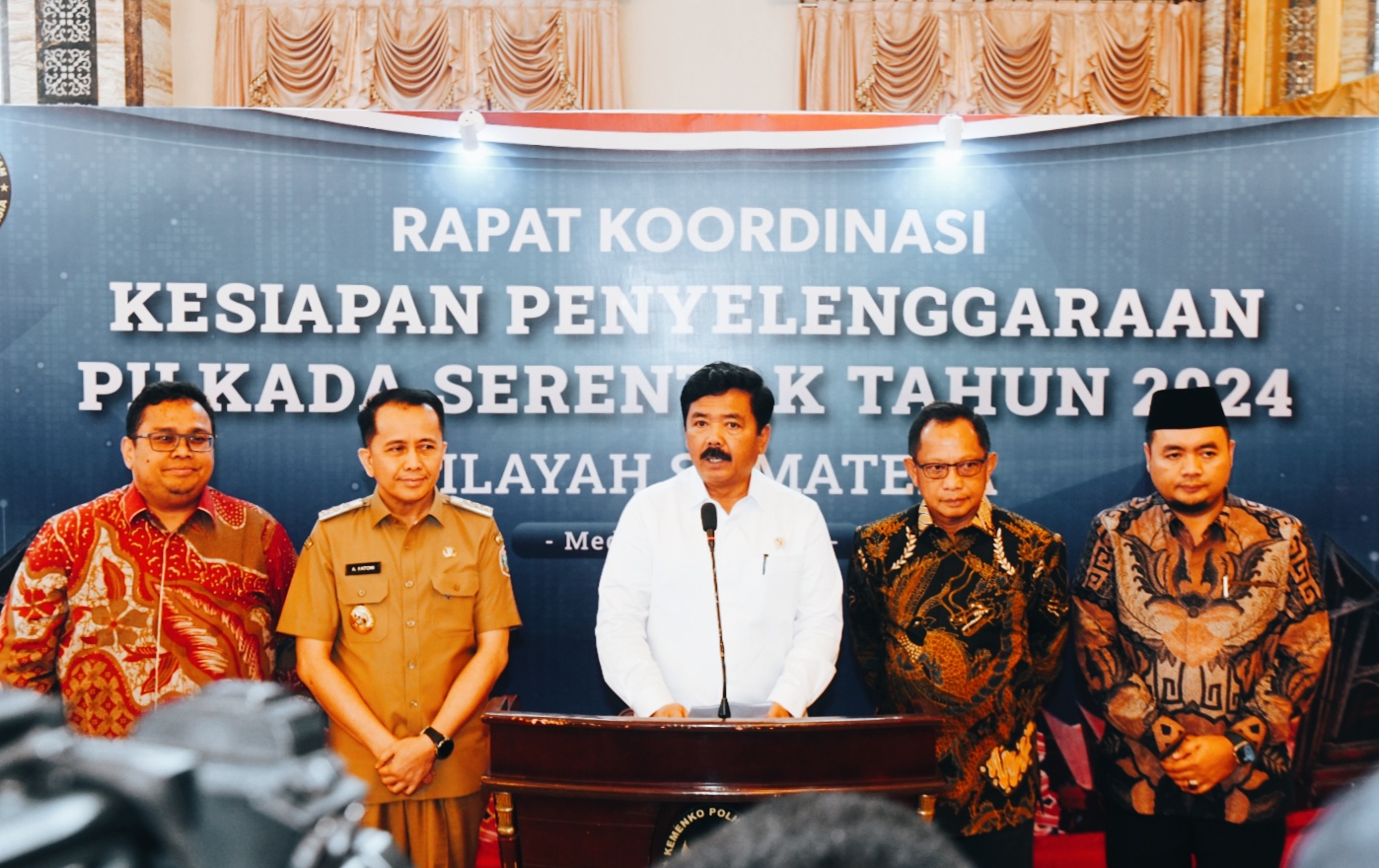 Jelang Pilkada Serentak, Menkopolhukam Minta Jaga  Kerukunan Antar-Suku dan Umat Beragama